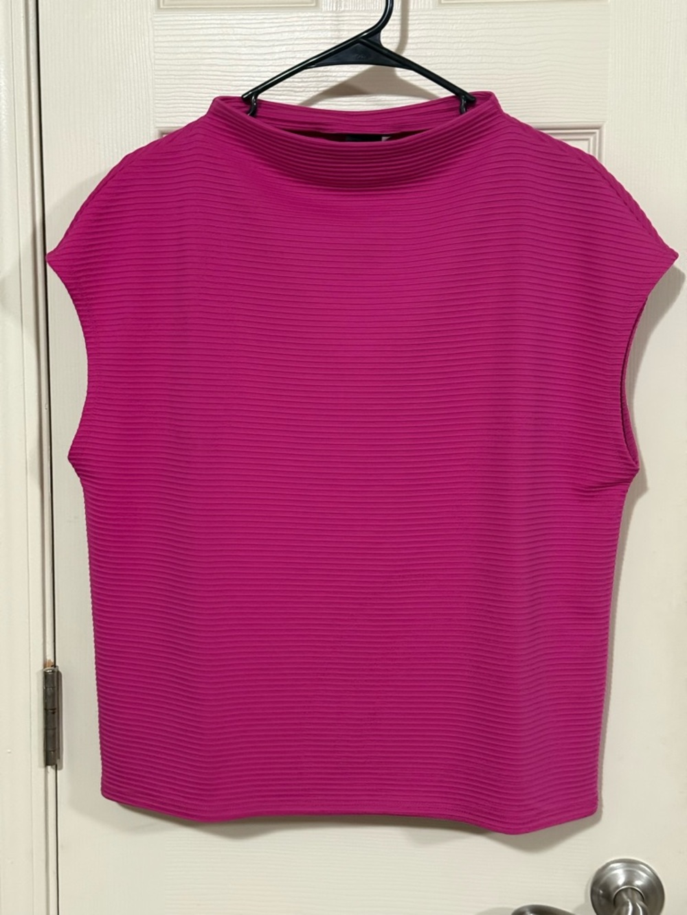 Investments Ribbed Mock Neck Tank in Fuchsia